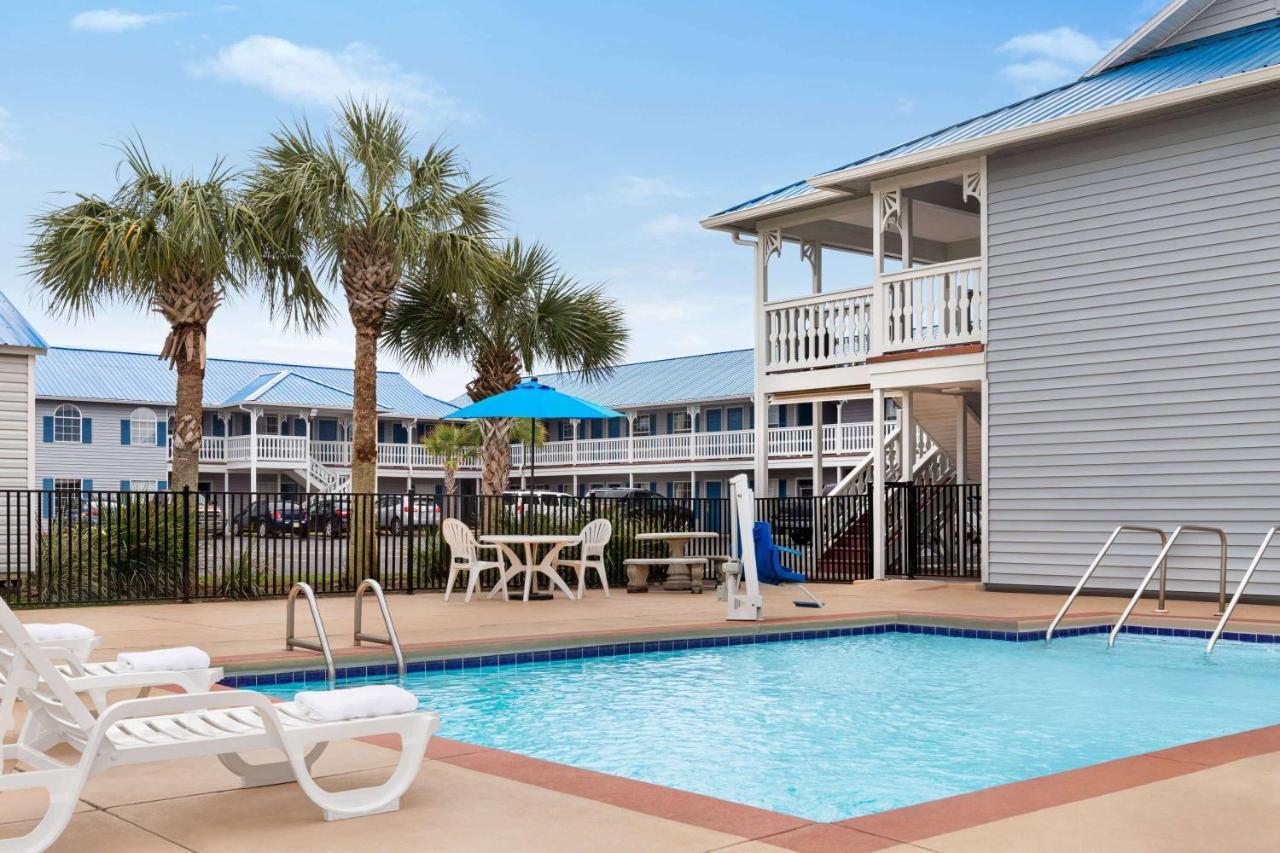 Motel Super 8 By Wyndham Foley Exteriér fotografie