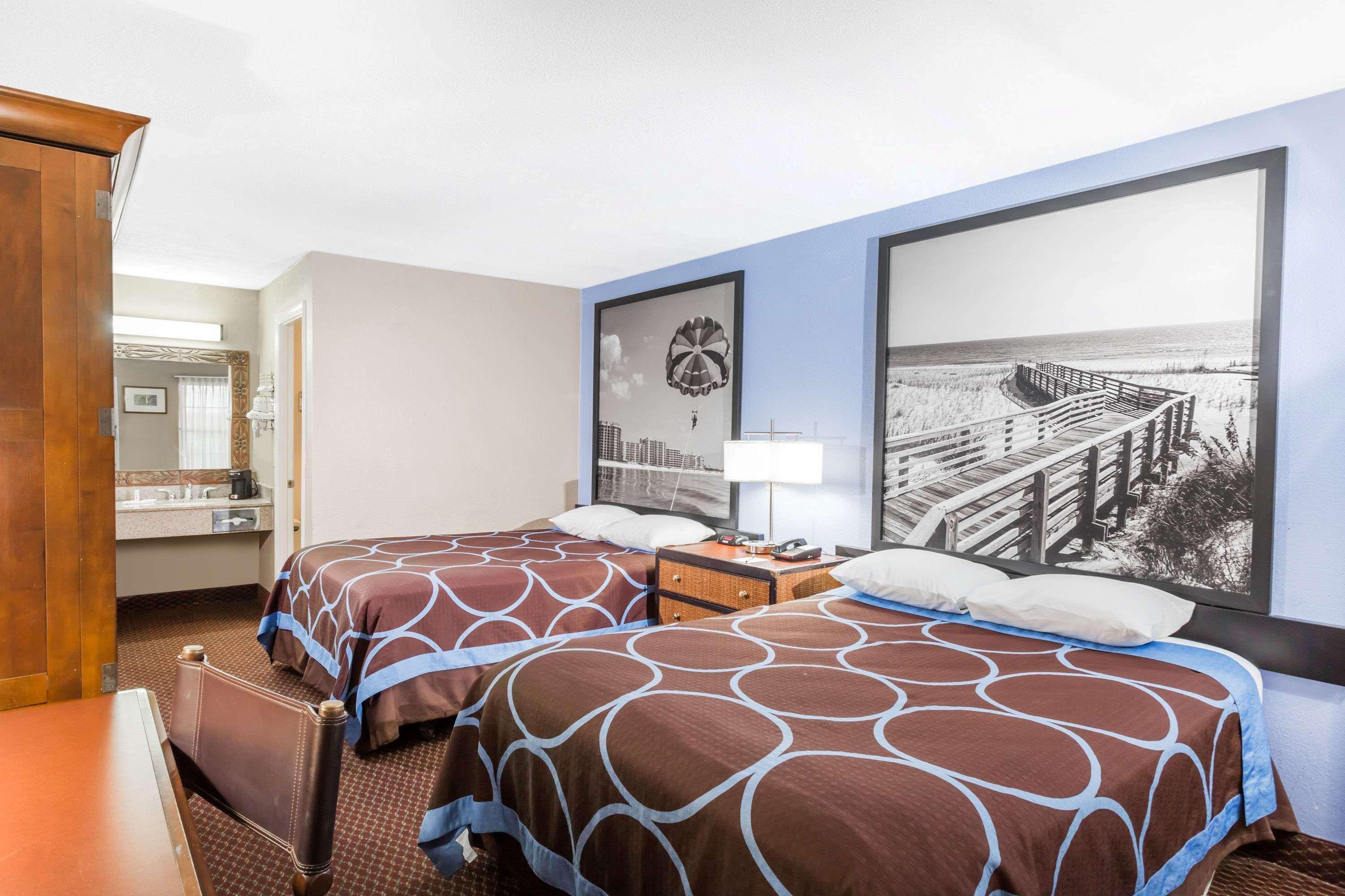 Motel Super 8 By Wyndham Foley Exteriér fotografie